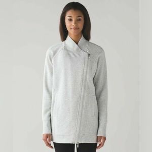 LULULEMON size 10, Back To It Wrap/Jacket, Heathered Vapor grey, Cotton, relaxed